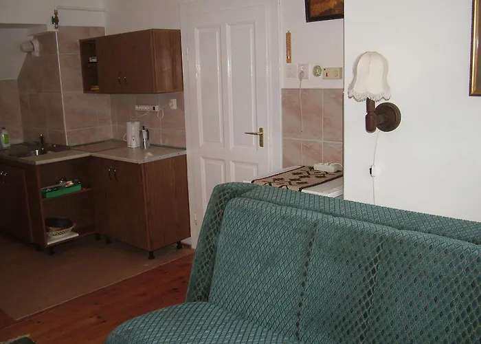 Gereben Quarto em Acomodações Particulares Velem
